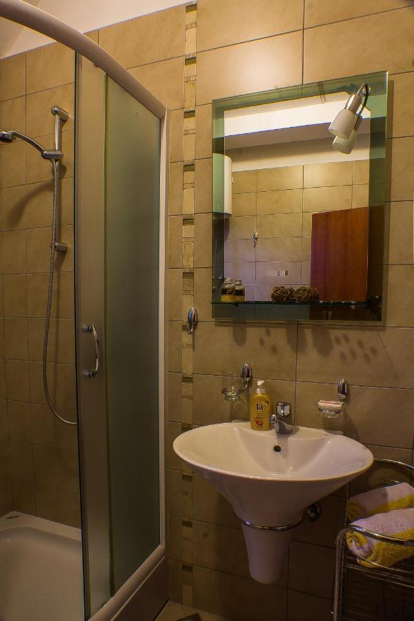 טיווט Dmm Apartments מראה חיצוני תמונה