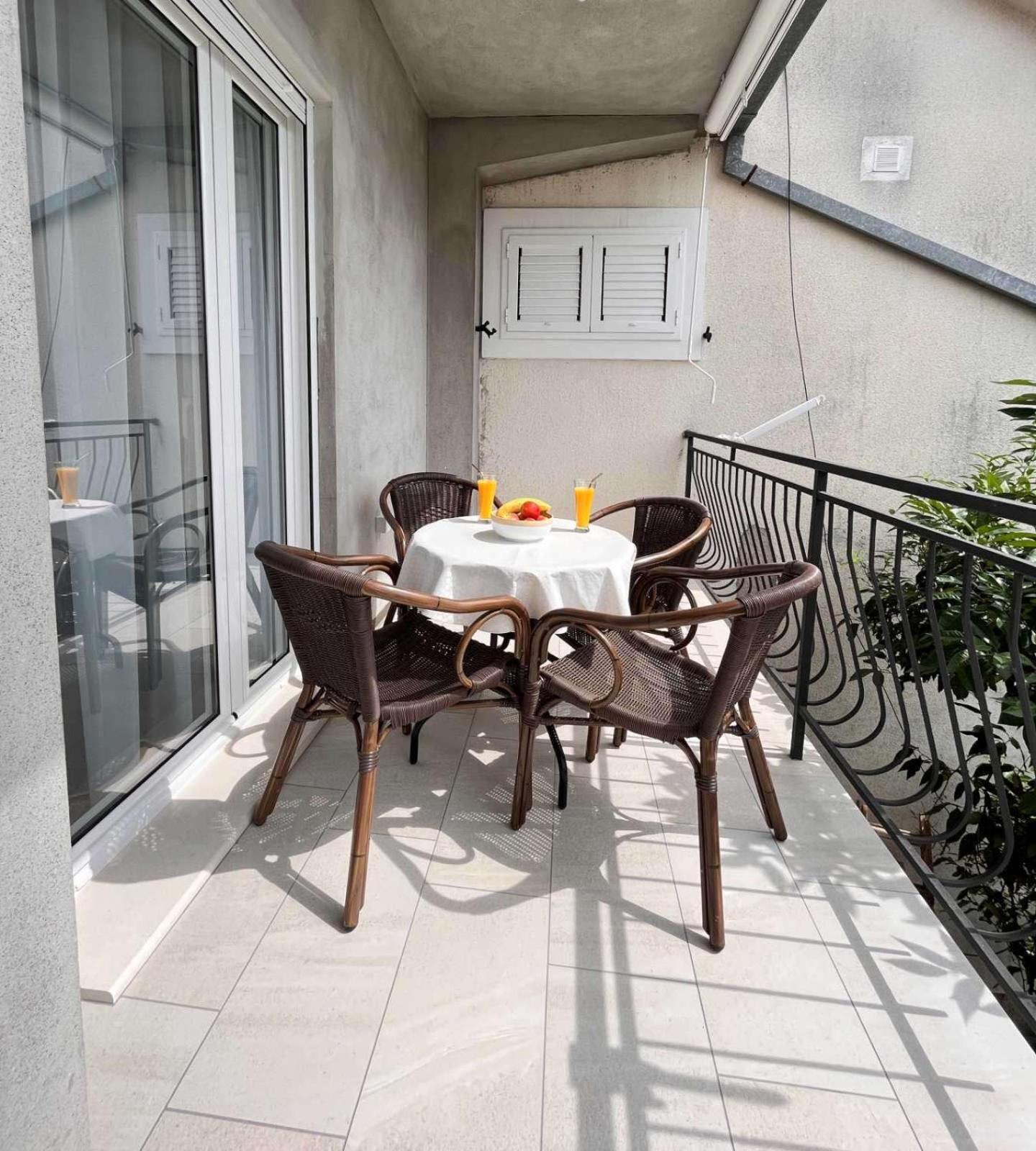 טיווט Dmm Apartments מראה חיצוני תמונה